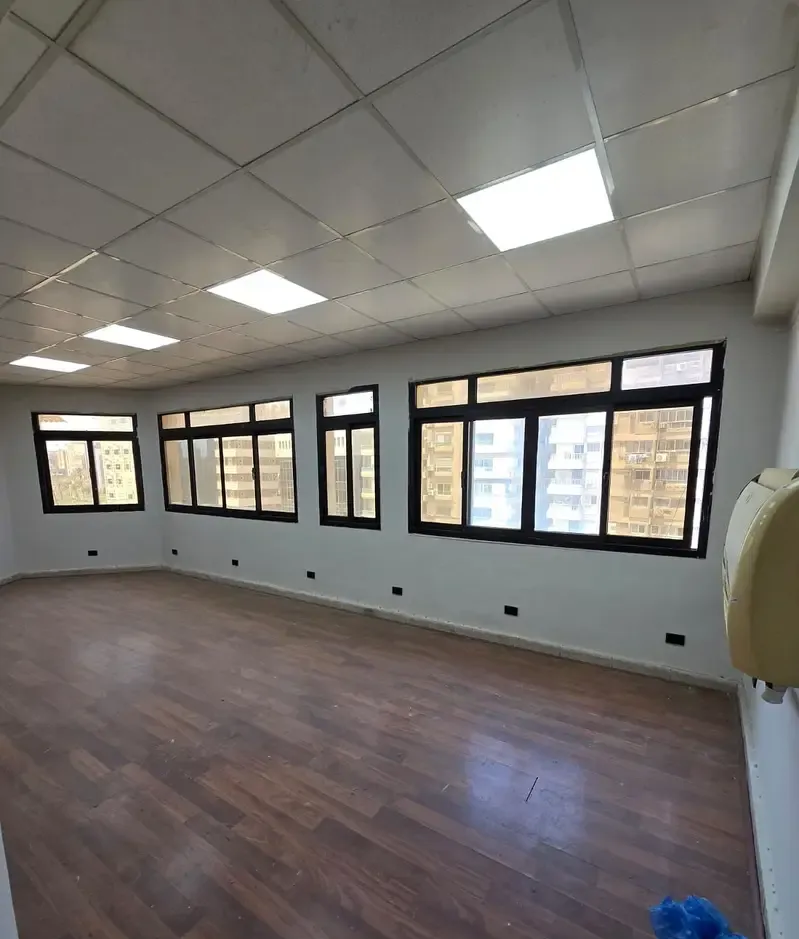 Office for rent 200sqm super lux in Heliopolis