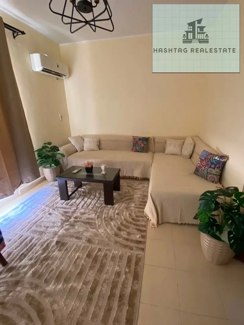Fully air-conditioned ultra-modern furnished apartment in Sheikh Zayed