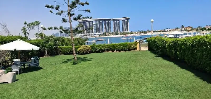 Villa for rent in Marina 5, first row on the lagoon