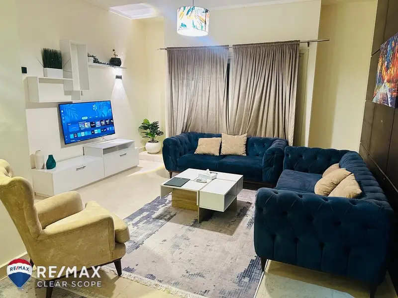استوديو مفروش للايجار في كمبوند ذا فيليدج بسعر مميز