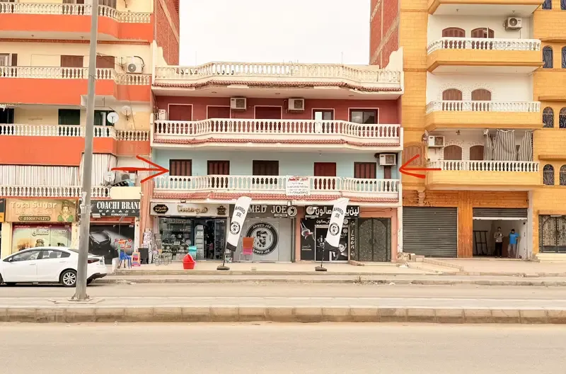 First upper floor for rent in Sector 8, suitable for administrative/commercial use