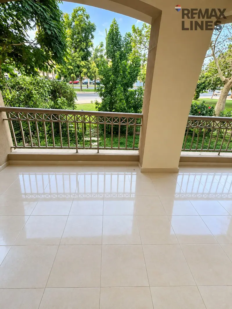 Legal rent apartment in B2 Madinaty | 157sqm + garden | Narrow garden view