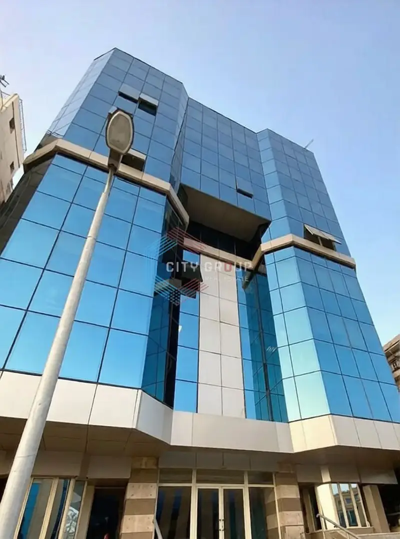 Administrative office for rent in Maadi, prime location, 450 sqm