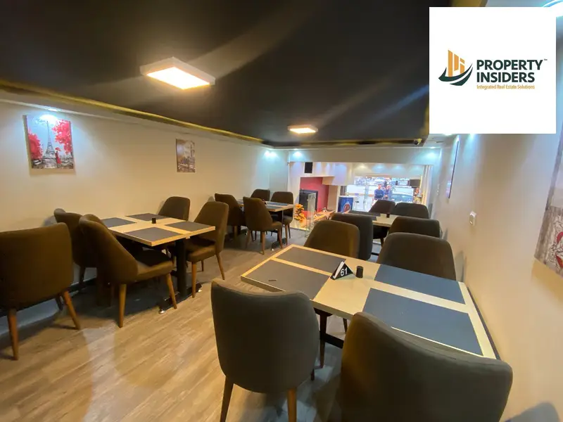 Commercial store, 3 levels, for rent on Main Zamalek Street