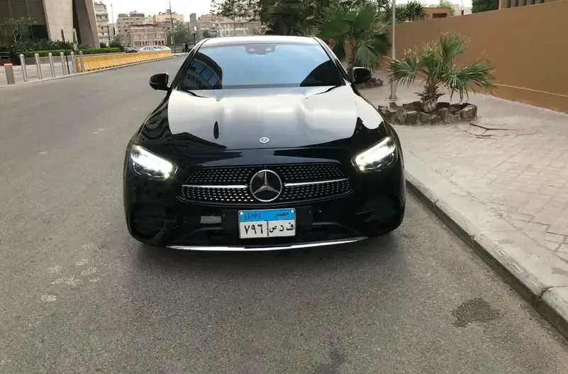 إيجار سيارة مرسيدس E-Class موديل 2023