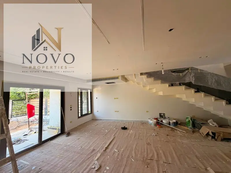 Villa for rent in Hyde Park