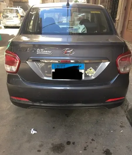 سيارة للايجار اليومي بالسائق