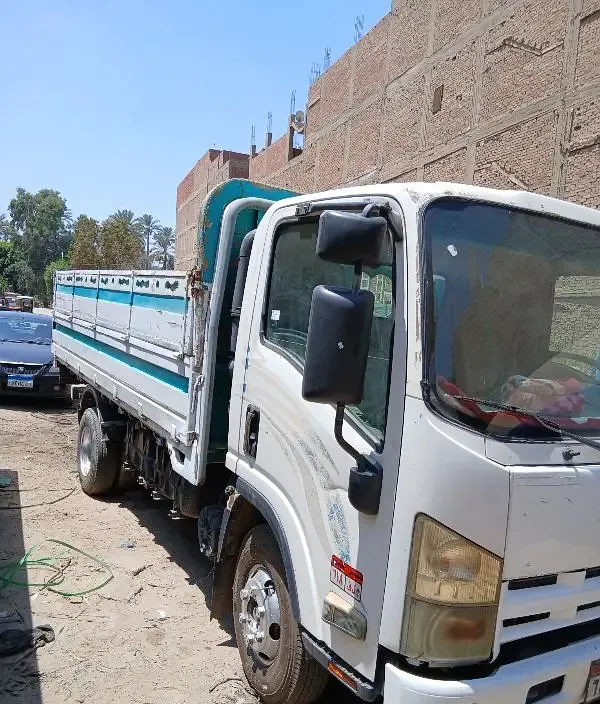 سيارة جامبو صندوق مفتوح للنقل