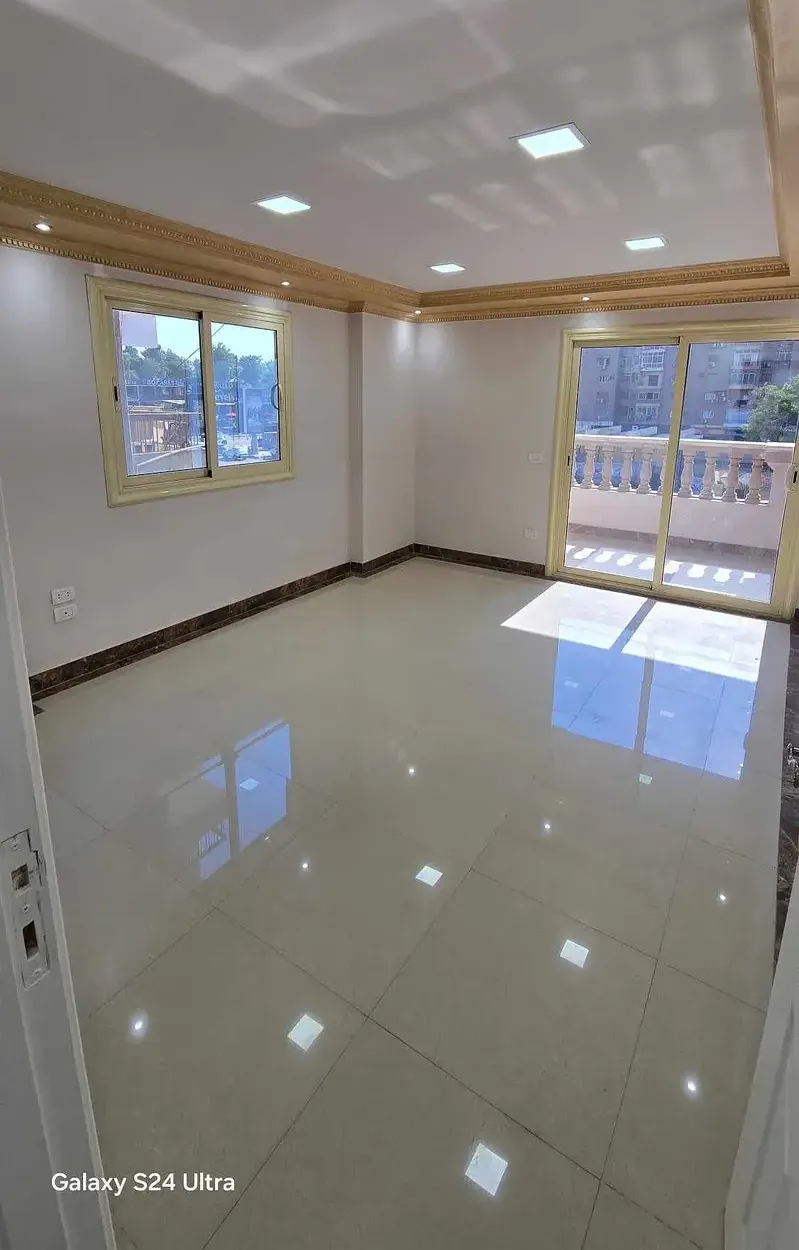 Super lux apartment with garden view in Ard El Golf, Heliopolis