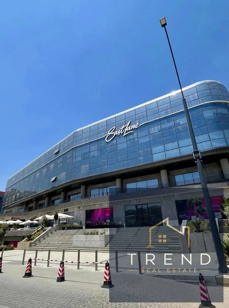 Luxurious administrative office 127 sqm for rent in Eastlane - New Cairo