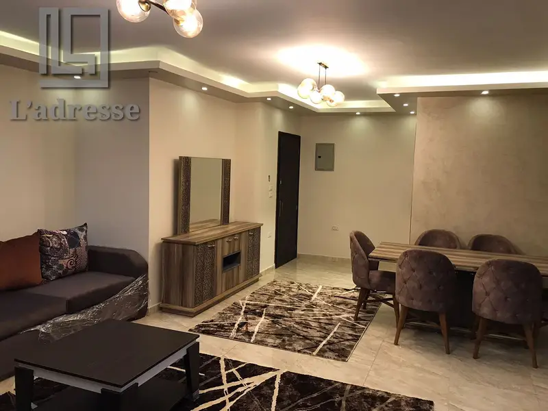 Furnished ground floor apartment with garden, super lux, for rent in Madinaty