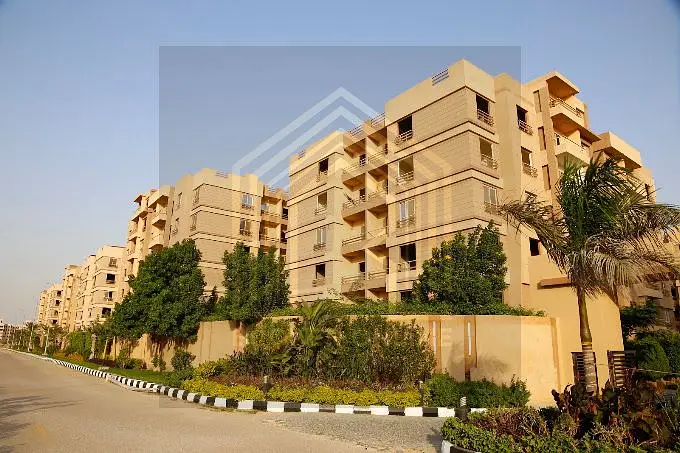 Ground floor apartment with private garden in Spanish District Compound, Hadayek October