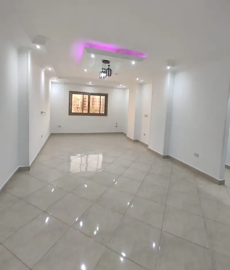 Office for rent in Zahraa Al Maadi, Super Lux