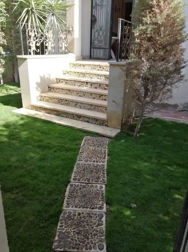 شقة دوبلكس مفروش للإيجار بكمبوند حدائق المهندسين بالشيخ زايد