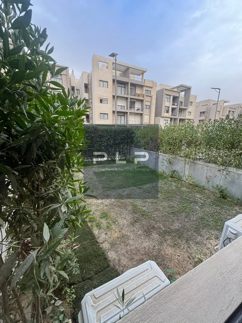 Studio with private garden for rent in Fifth Square, Tagamoa