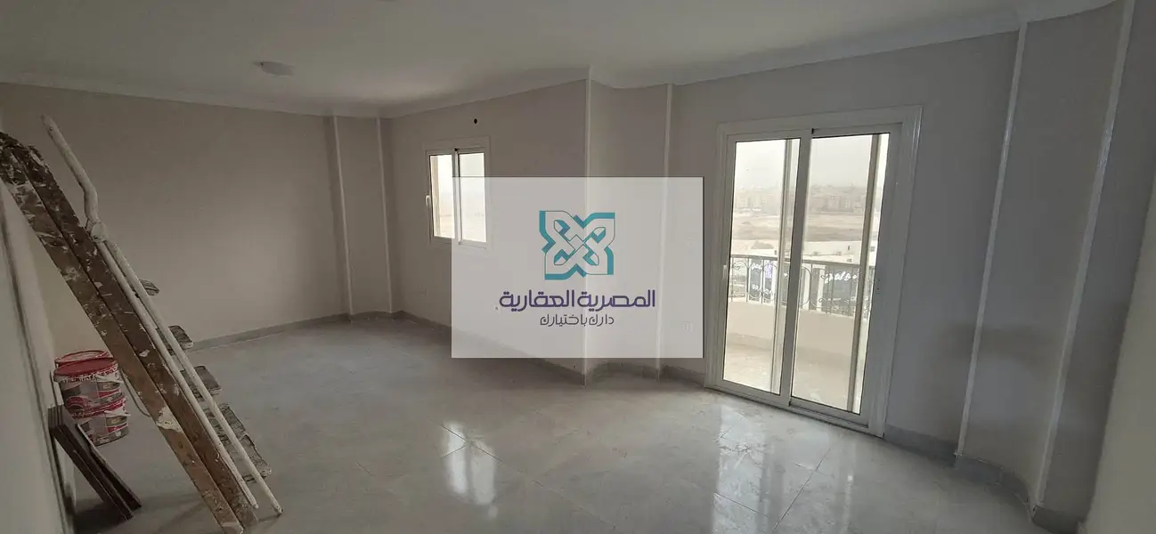 Apartment for rent on El-Khasheen Main Street near Carrefour