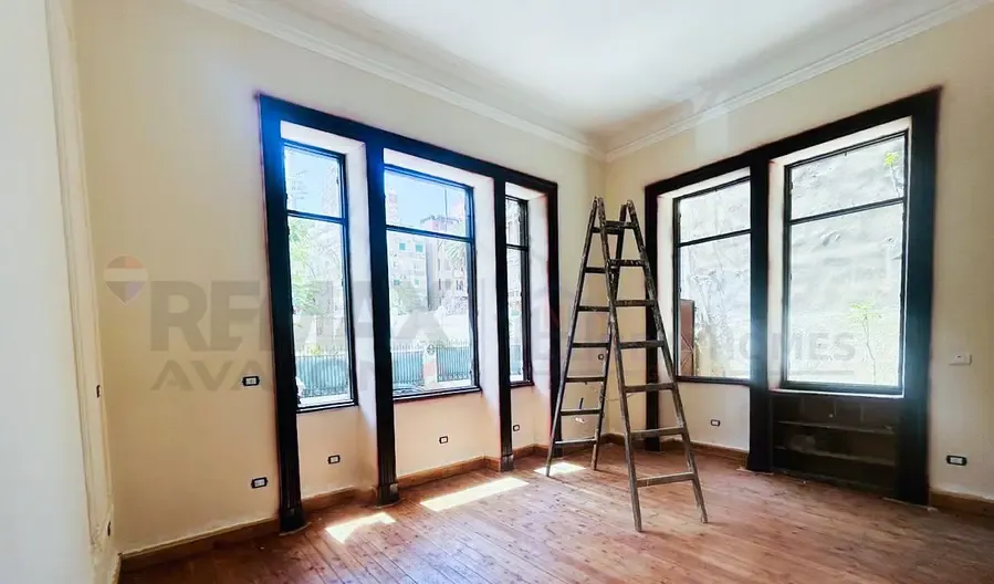 Office space for rent 350 sqm Latin District