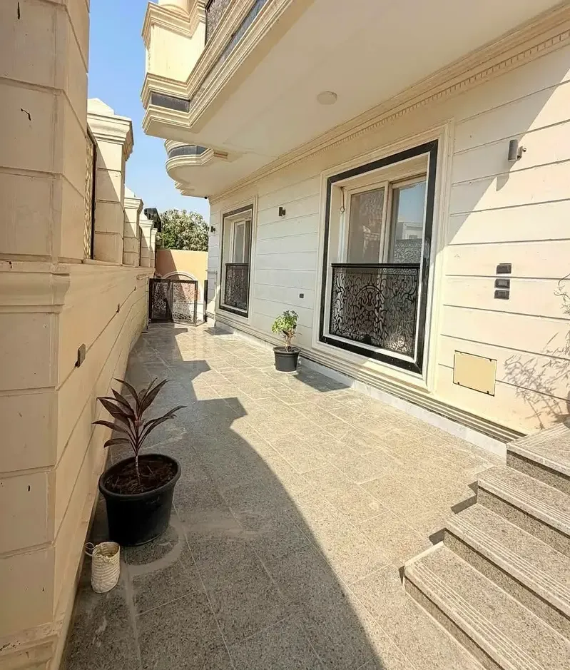 Apartment for rent in First Settlement | South of Academy