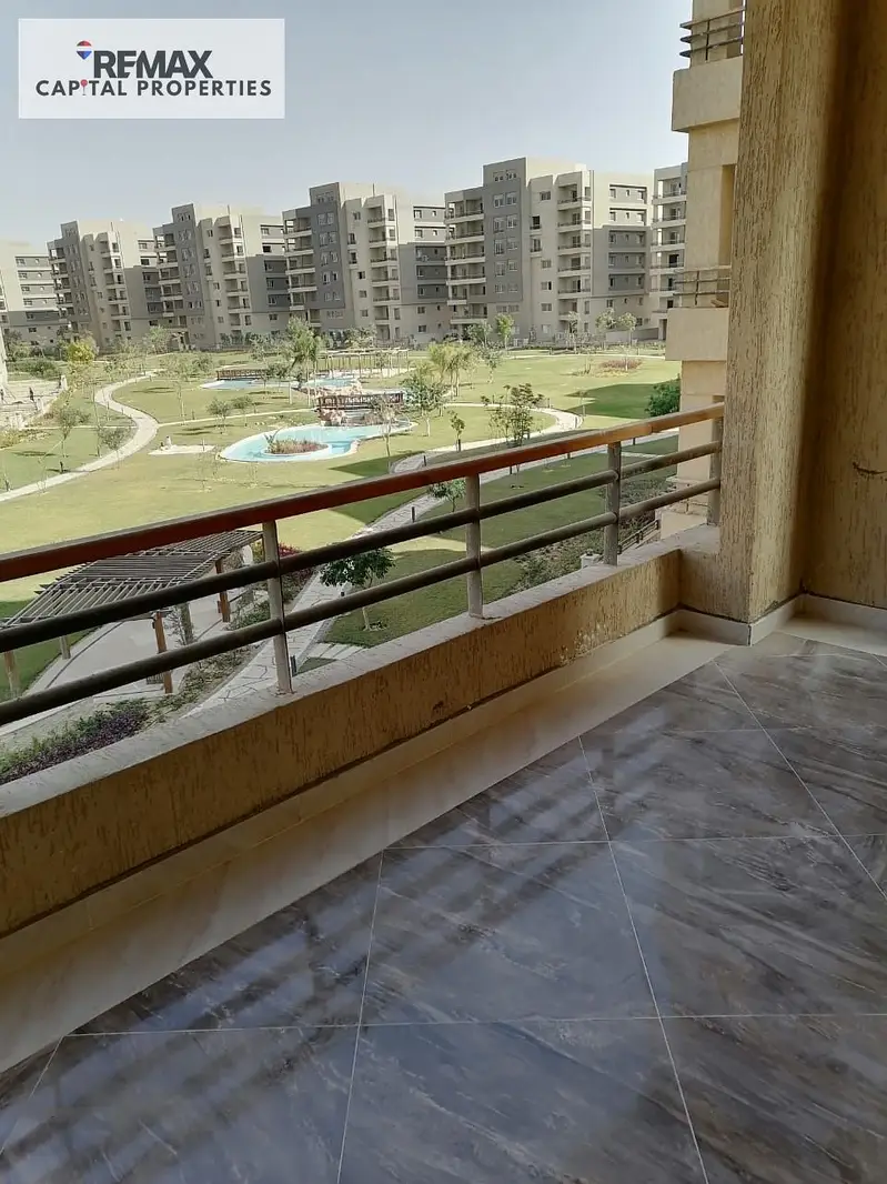 شقة 185م للإيجار في كمبوند ذا سكوير التجمع الخامس