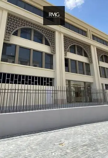 مكتب للايجار في ميفيدا بيزنس بارك