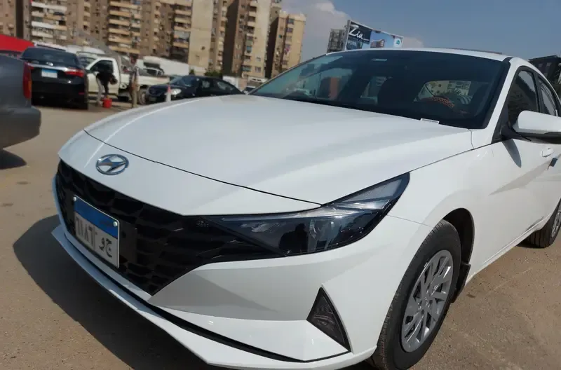 Elantra CN7 2022 for rent