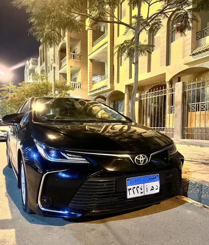 تويوتا كورولا 2019 للإيجار الشهري