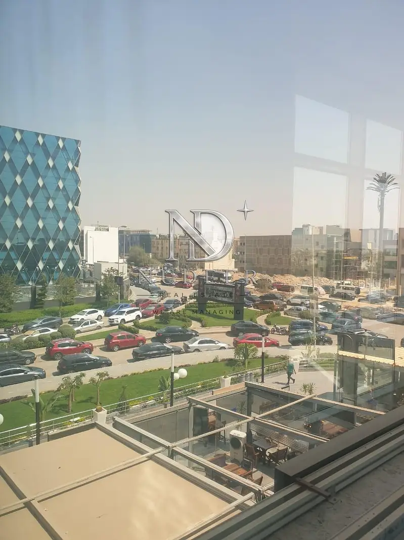 مكتب متشطب بالكامل للإيجار في تريفيوم، التجمع الخامس