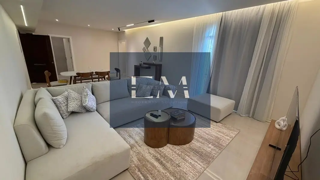 Furnished apartment for rent in Hyde Park
