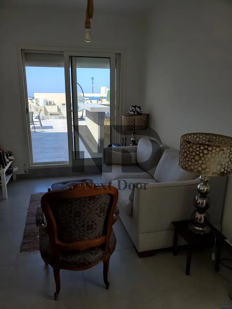 شاليه علوي فاخر للإيجار في Hacienda White – الساحل الشمالي