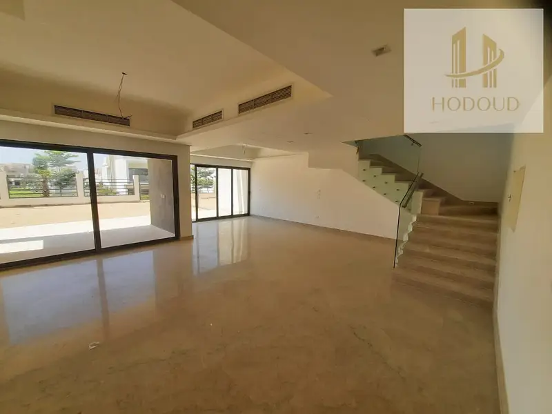 Townhouse for rent in Moon Residence, Fifth Square