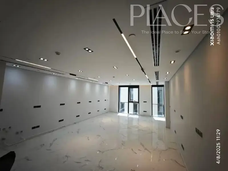 Office for rent in Hyde Park - 5th Settlement