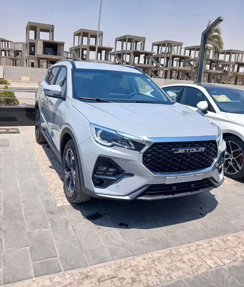 سيارة جيتور X70 عائلية 7 مقاعد للإيجار