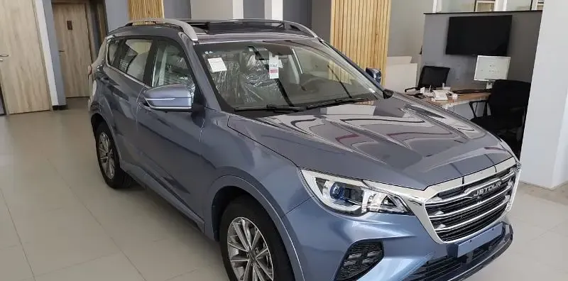 Jetour X70 2022 7-seater car for rent