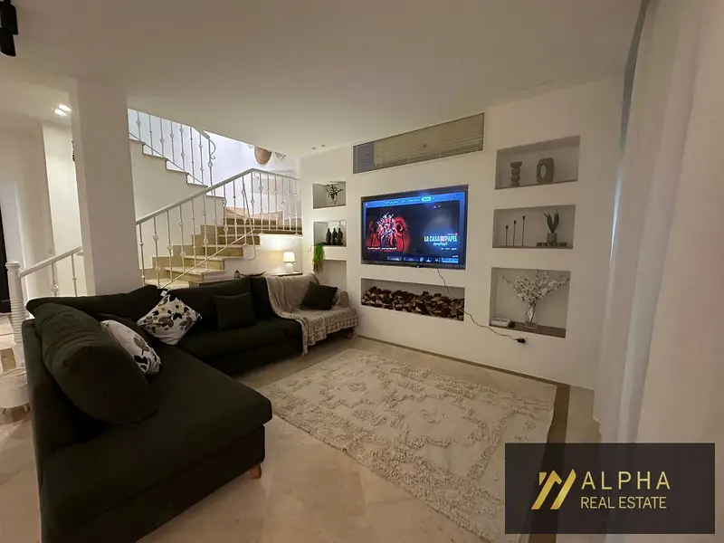 Furnished townhouse for rent with luxurious finishing and spacious areas