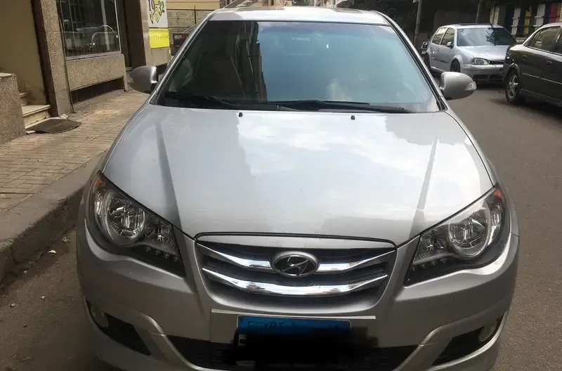 إيجار سيارة النترا ٢٠١٩ فتحة سقف
