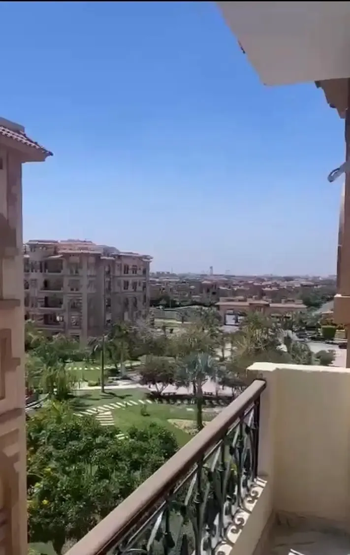 Apartment for rent in Hayati Residence Compound