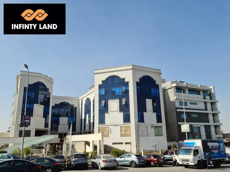 عيادة للايجار 100م التجمع الخامس ويل كير مول