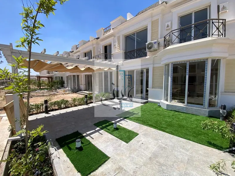 Townhouse for rent in iCity October Mountain View