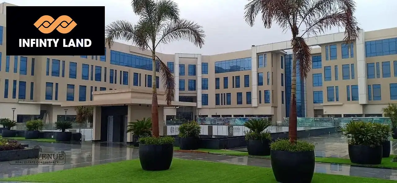 عيادة للايجار 100م بالتجمع الخامس، كمبوند ميفيدا، شارع التسعين الجنوبي