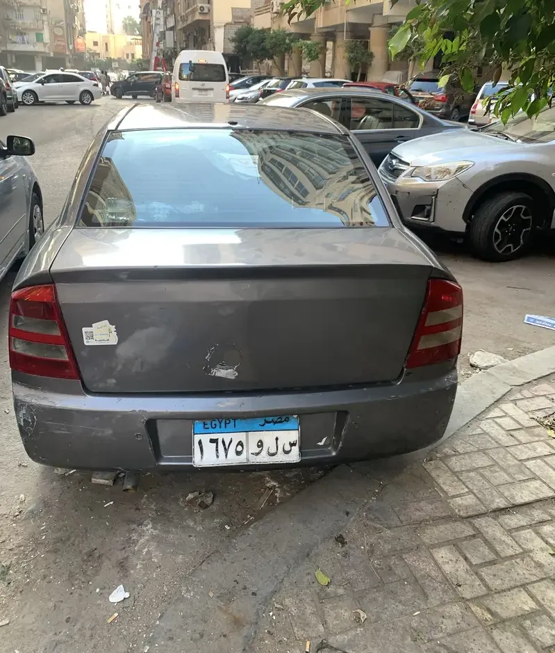 اوبل استرا اوتوماتيك للايجار الشهري
