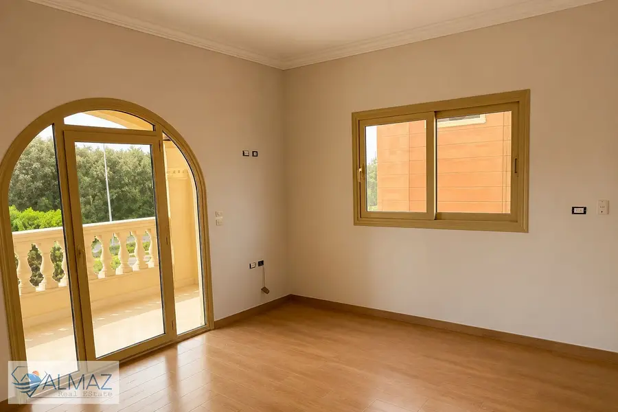 1000 sqm Villa for Rent in South Investors, 5th Settlement