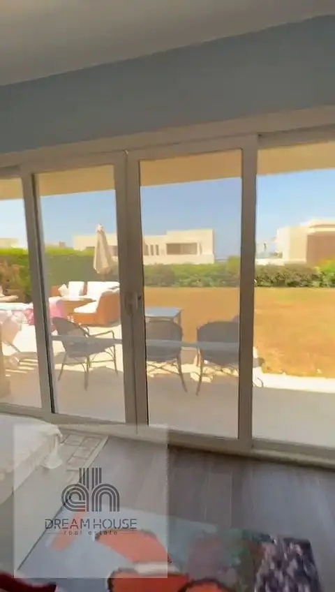 شاليه أرضي بجاردن في هاسيندا وايت للإيجار