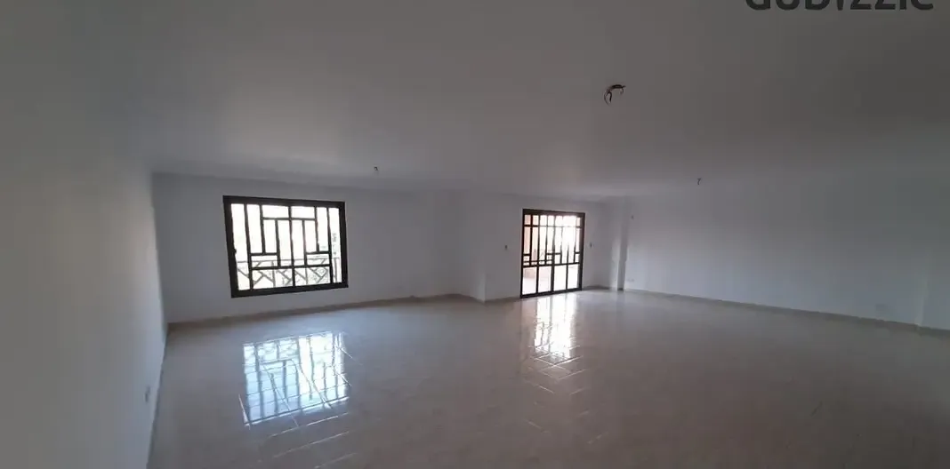 Apartment 255 sqm for legal rent in Rehab City, garden view
