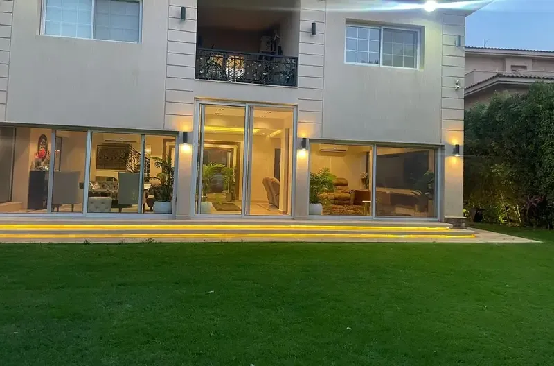 Furnished villa for rent in Madinaty with luxurious hotel furnishing