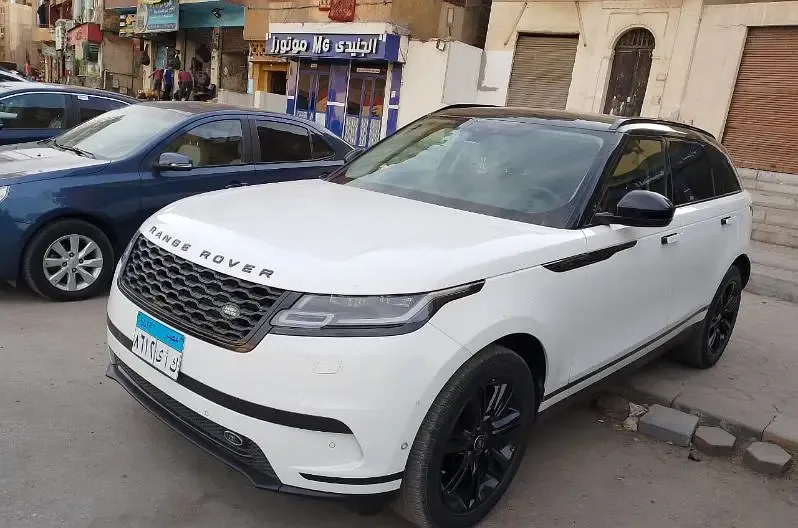رينج روفر للايجار بسائق وبدون