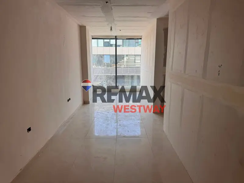 Office for rent, finished with AC, first use, in the heart of Sheikh Zayed