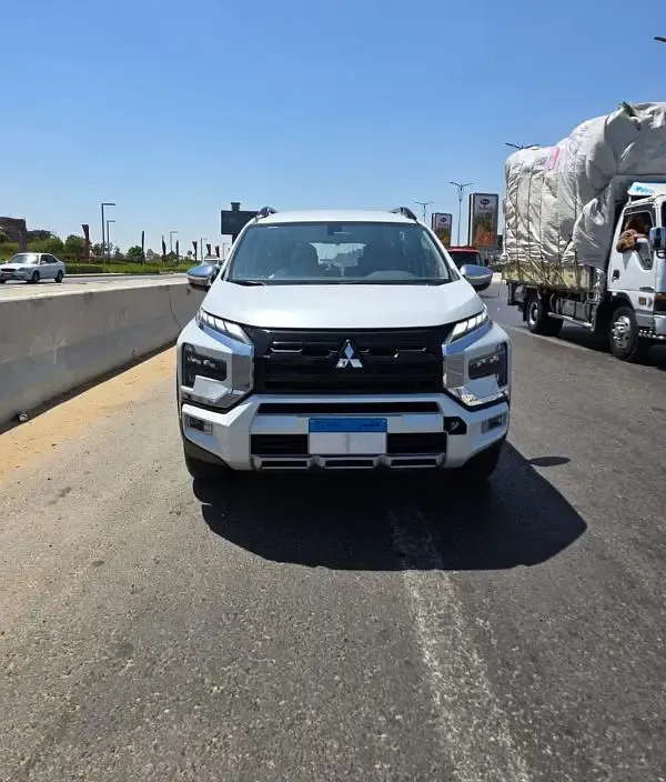 Mitsubishi Xpander 2024 - 7 Seater car rental