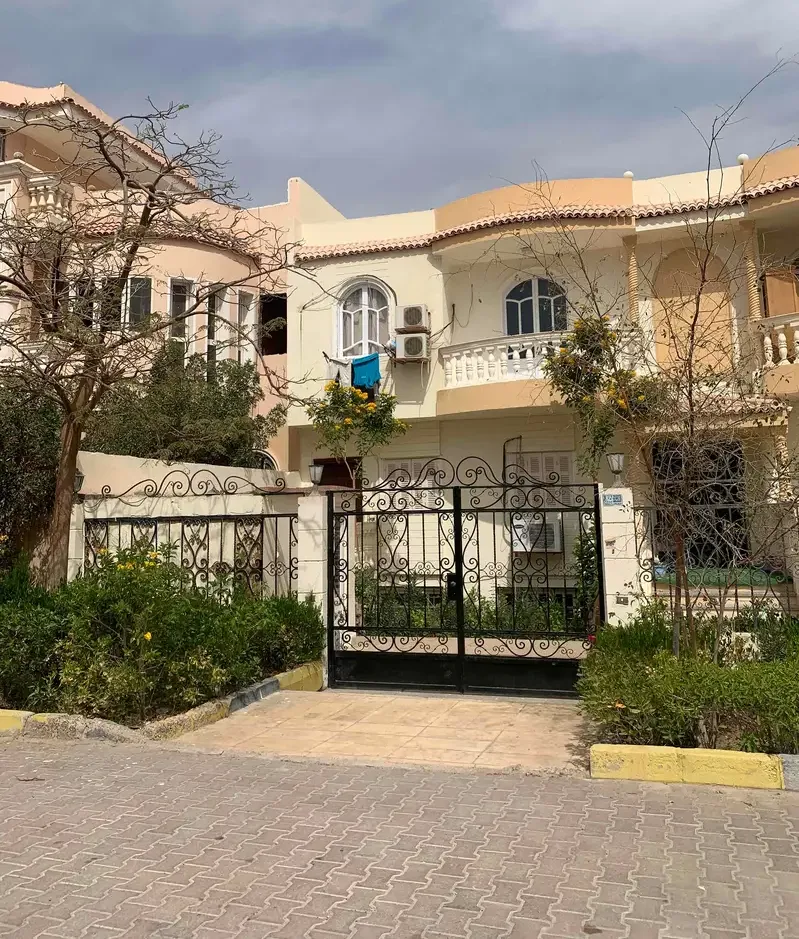 Elegant fully furnished chalet near the sea | Al Helal