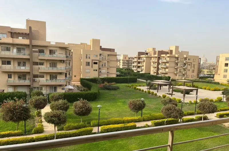 شقة للإيجار في كمبوند وصال