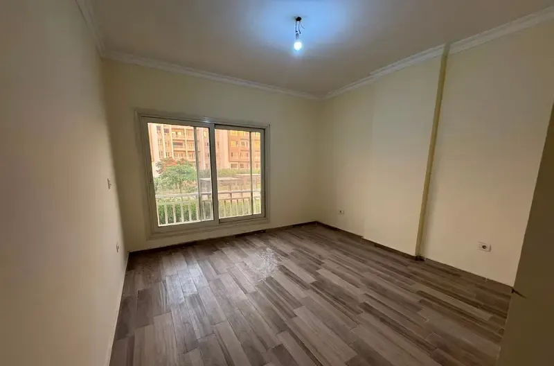 170 sqm apartment for rent in Wesal Residence, garden view
